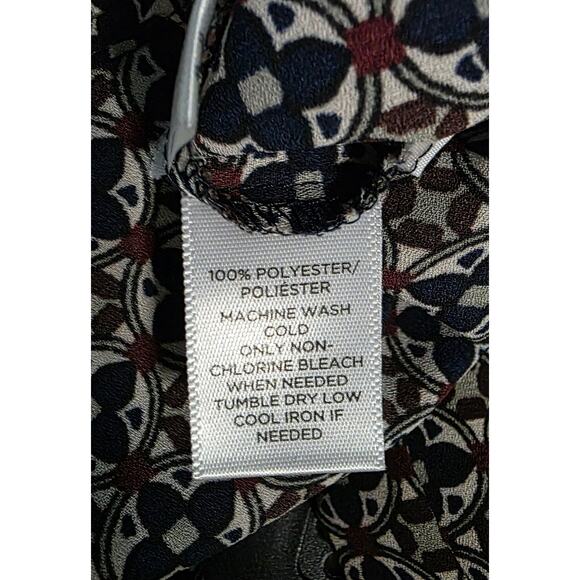 LOFT Women’s Long Sleeve Printed Collared Shirt Top Size S - Picture 4 of 5